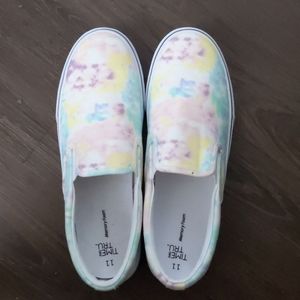 NWT Tie Dye shoes